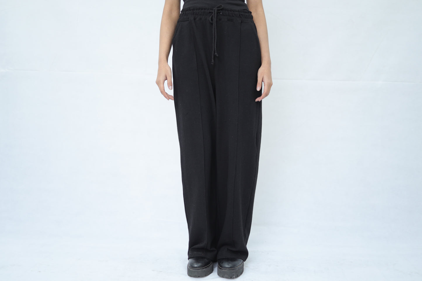 Women's Knitted Wide Leg Trouser